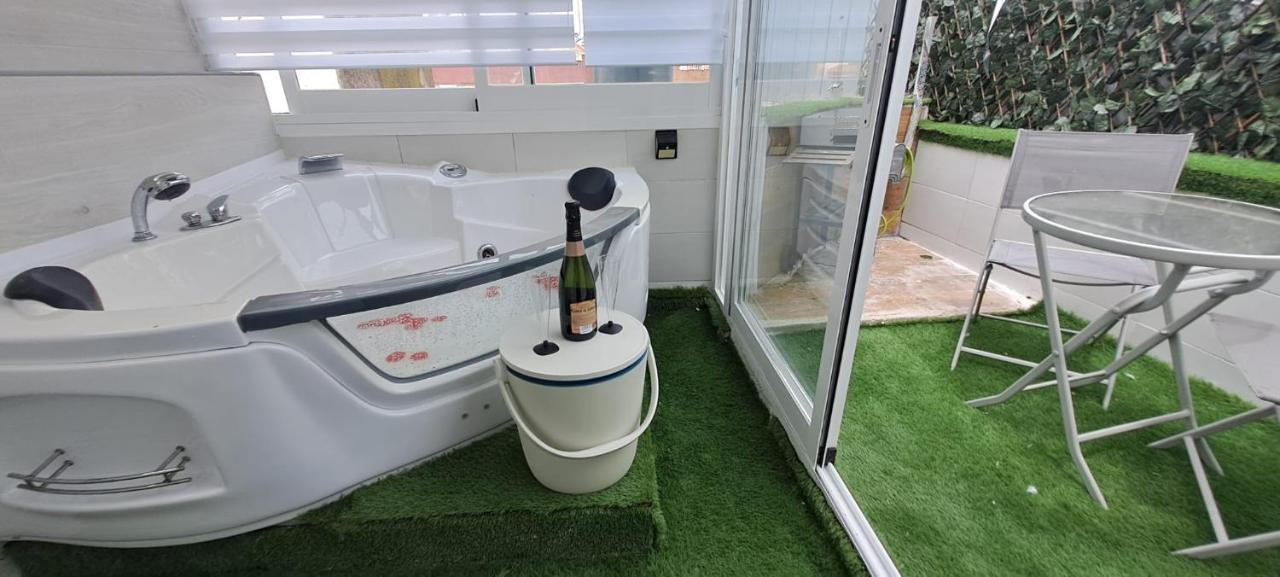Port 3 Apartment Tarragona Luaran gambar